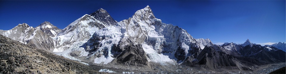 Mount Evert Trekking